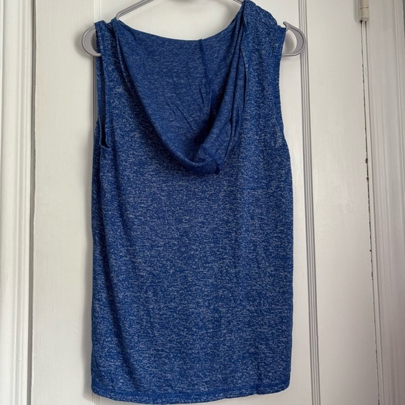 Danskin Now Active Sleeveless V-Neck Hoodie Top Size: Small - Picture 3 of 6